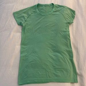 Lulu Lemon Short Sleeve Swiftly Tech shirt in bright green